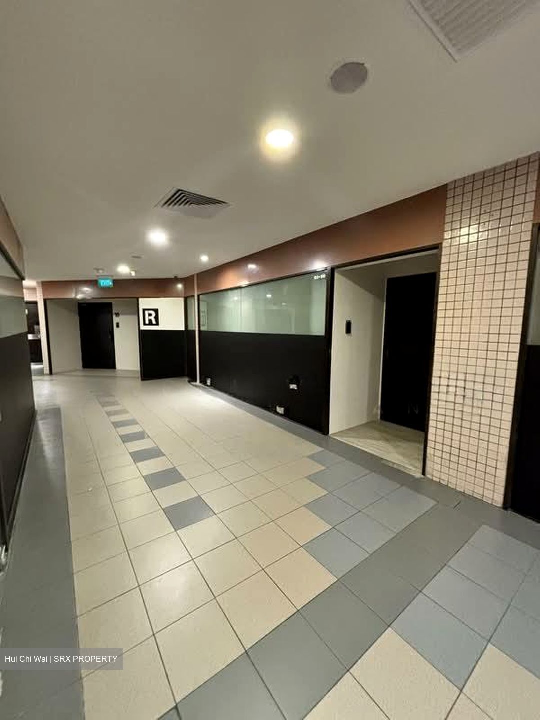 Furama City Centre Singapore (D1), Retail #591794371